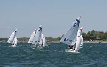 East End Youth Sailing Foundation Supports High School Racers