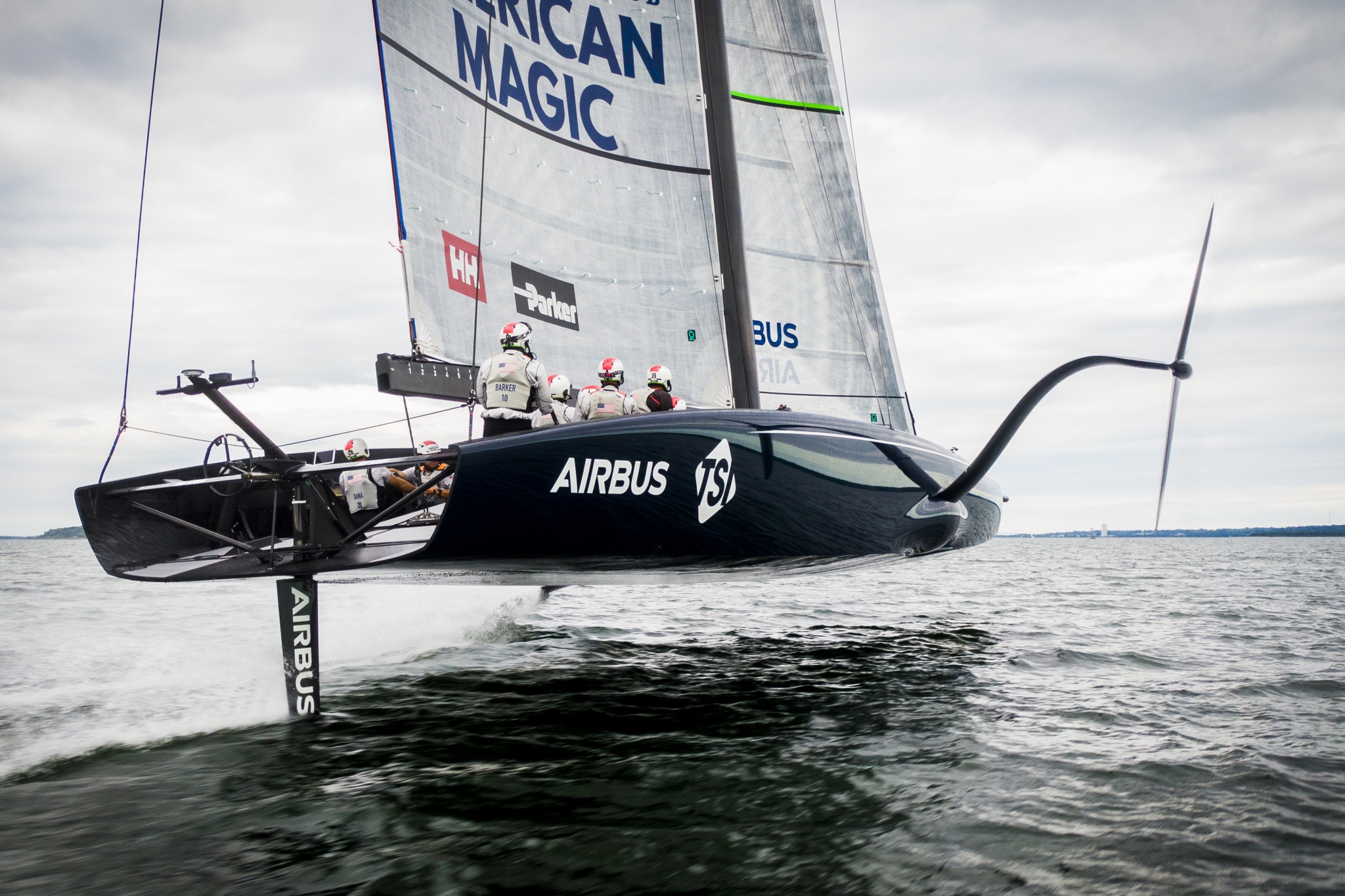 KVH Named Official Supplier of American Magic, Challenger for the 36th America’s Cup