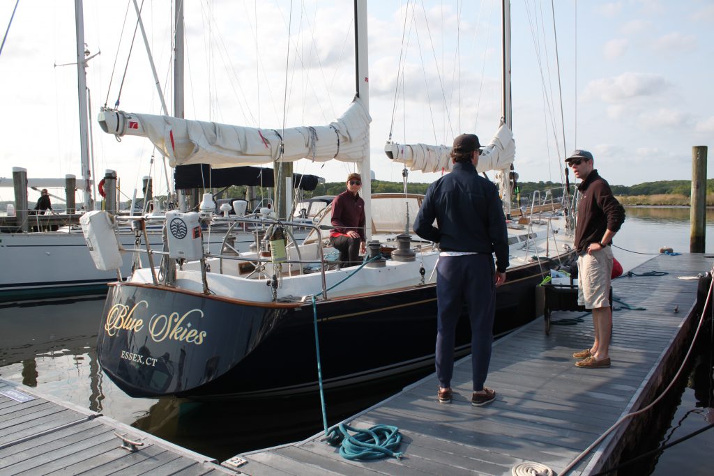 Trevor Fetter’s Black Watch before the start © Janet Dorrance