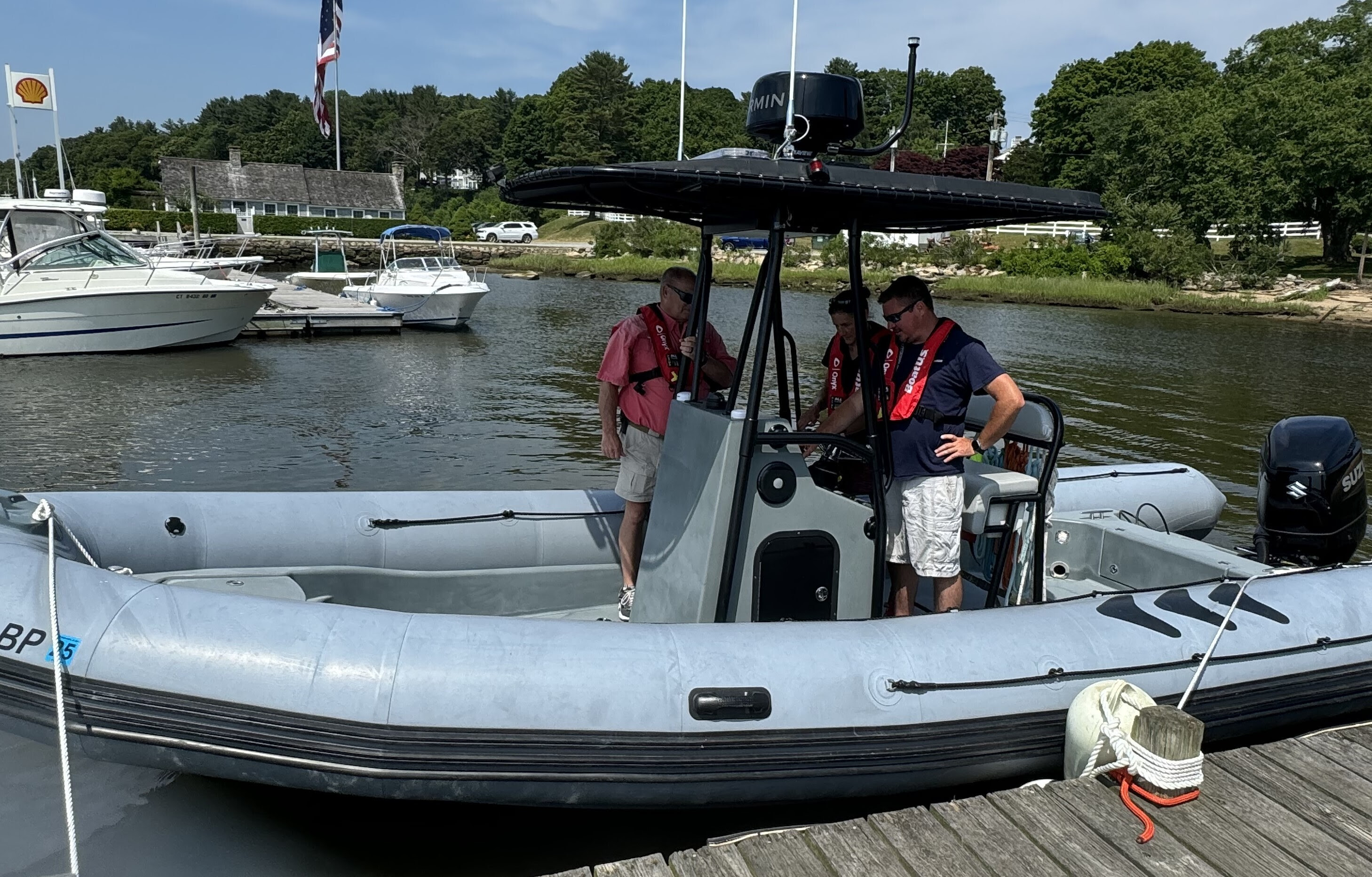 Learn Powerboating Skills in Old Saybrook