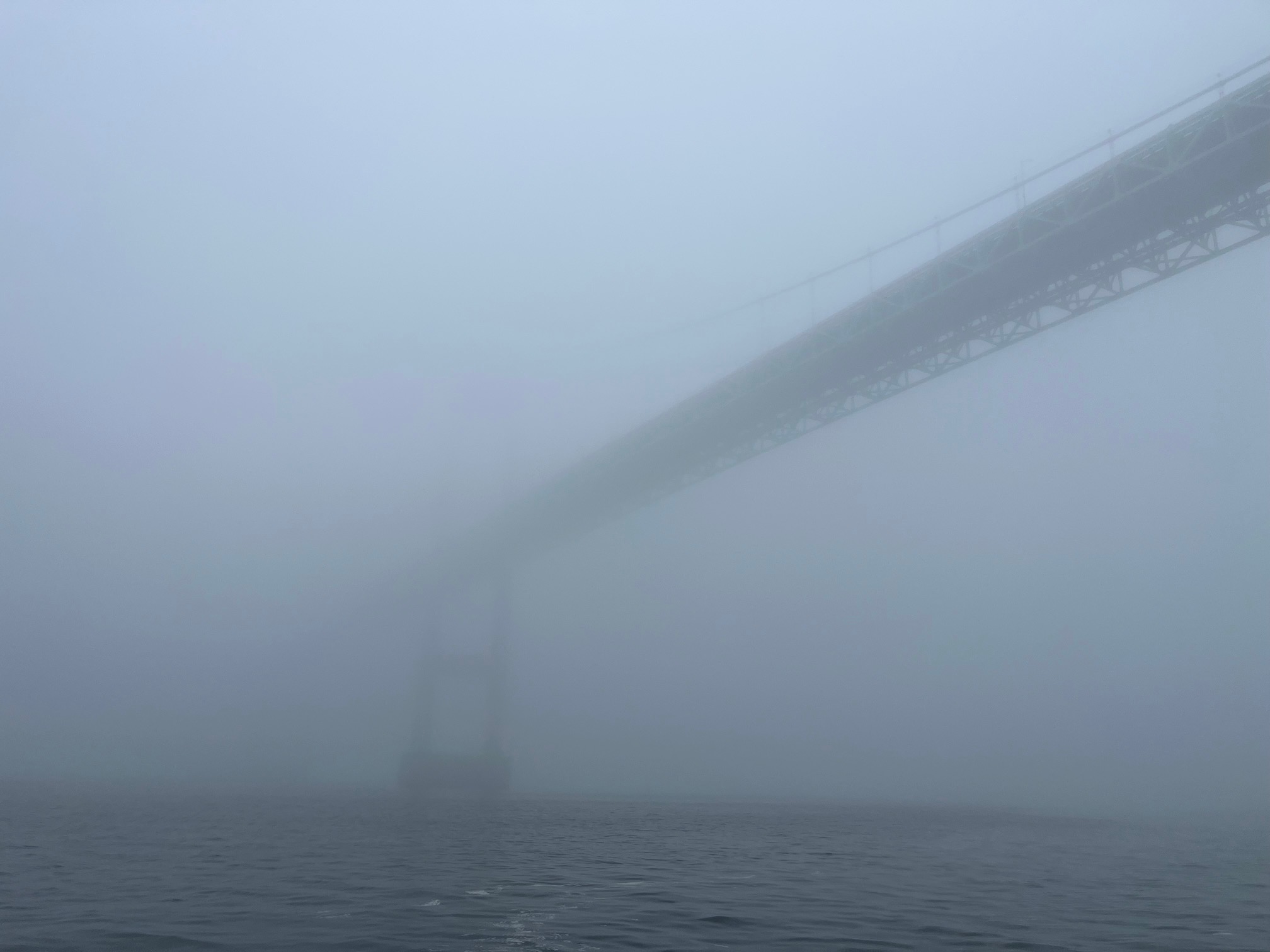 Twenty Hundred Club Around Aquidneck Race: The “Battle of Attrition”