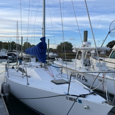 26' Rodgers Masthead Racer / Cruiser 1981 6hp Propane Outboard PHRF rating 171 Turn key racer and enjoyable cruiser